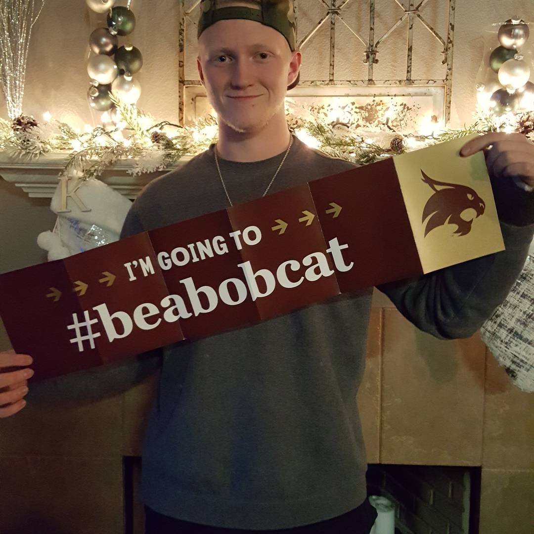shoffart33's tweet photo. #beabobcat #texasstate22 https://t.co/mQs2Ua2Lzd