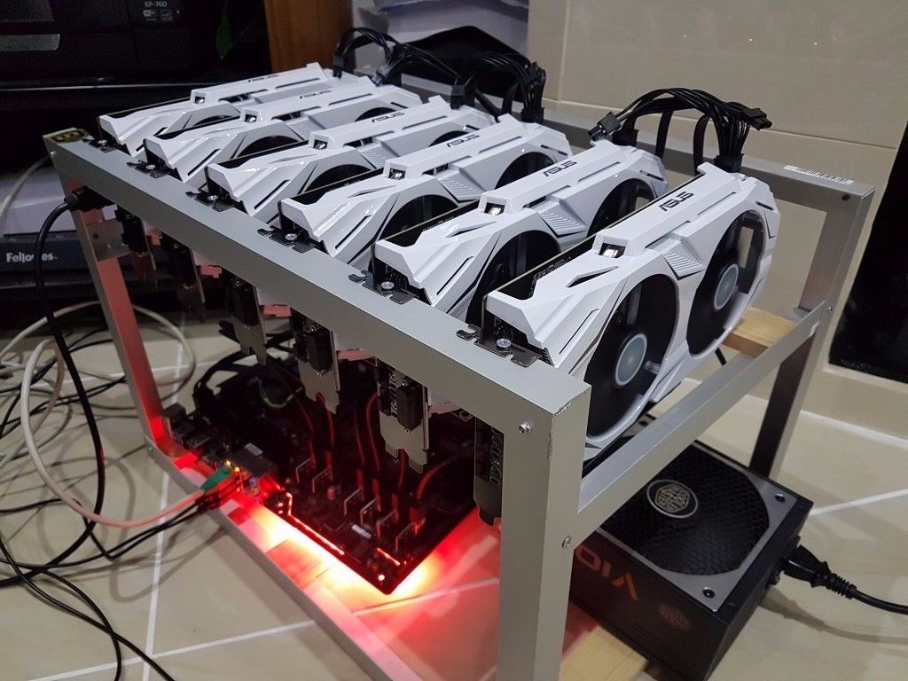 Building a mining up to 8 GPUs! -> tutorials.technology/blog/09-Buildi…