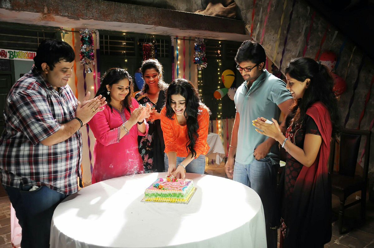 nanivaani's tweet image. @NameisNani @Samanthaprabhu2 
#5YearsForYVM 
My Favorite Hero,Heroin and Favorite Movie❤
5Years for this beautiful Love story 😍😘
#VarunKrishna #NityaYelavarty