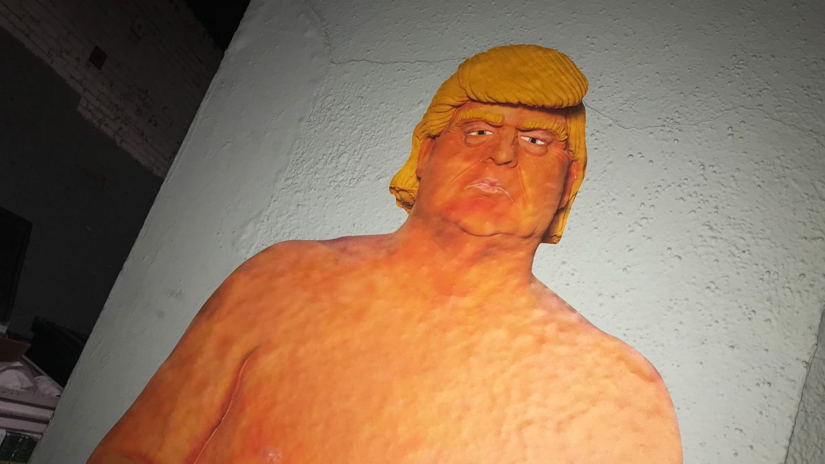 flat_emperor's tweet photo. #NakedEmperor in 2016.
#FlatEmperor in 2017.
#AmericanSpring in 2018.
PUBLIC POLITICAL ART WORKS from #ZeGinger
https://t.co/y8tyMYQkW3 https://t.co/pZemvKKVZs