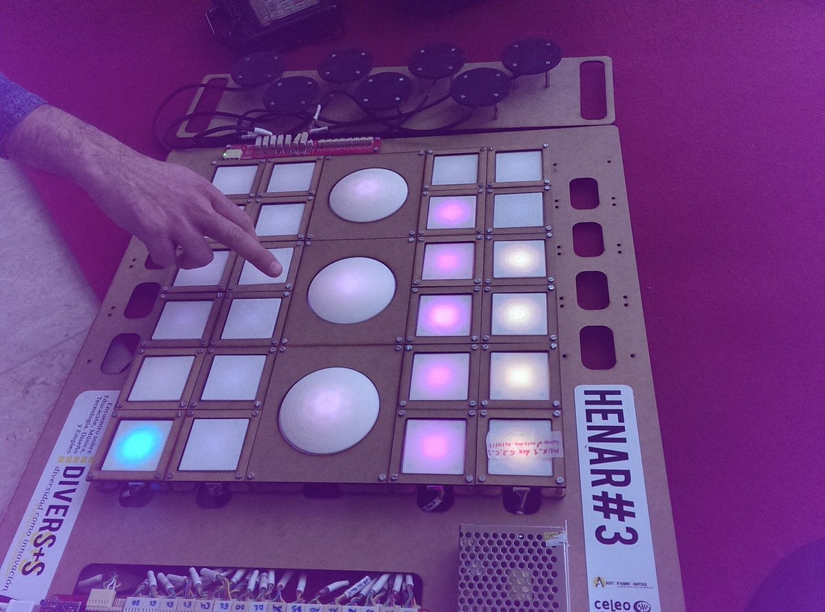 Un Instrumento Para tweet media