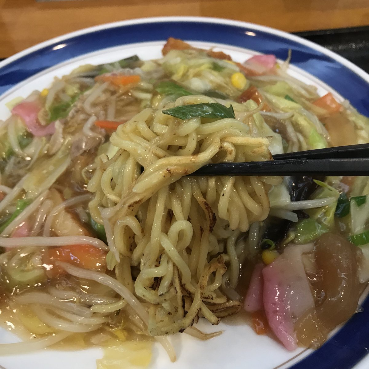 O Xrhsths んぶ太郎 Sto Twitter リンガーハット 太めん皿うどん リンガーハットの皿うどんがちゃんぽん麺で食える これは良い 良いぞ パリパリ麺も美味しいけど個人的に得意じゃなかったのでこれは良いメニュー アツアツあんかけに焼き目のついた麺が絡んで O Xrhsths んぶ太郎 Sto Twitter リンガーハット 太めん皿うどん リンガーハットの皿うどんがちゃんぽん麺で食える これは良い 良いぞ パリパリ麺も美味しいけど個人的に得意じゃなかったのでこれは良いメニュー アツアツあんかけに焼き目のついた麺が絡んで