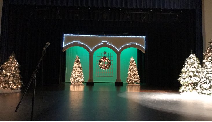 AASTTheatre's tweet photo. Its that time of year again! The AAST Theatre Major Winter Showcase is here! For one night only, this Friday: December 15, you will be dazzled by the many talents the Theatre Major has to offer. Admission is 5$ or donate a toy and your admission is free! Hope to see you there🎭 https://t.co/OZkIsCIGQ6