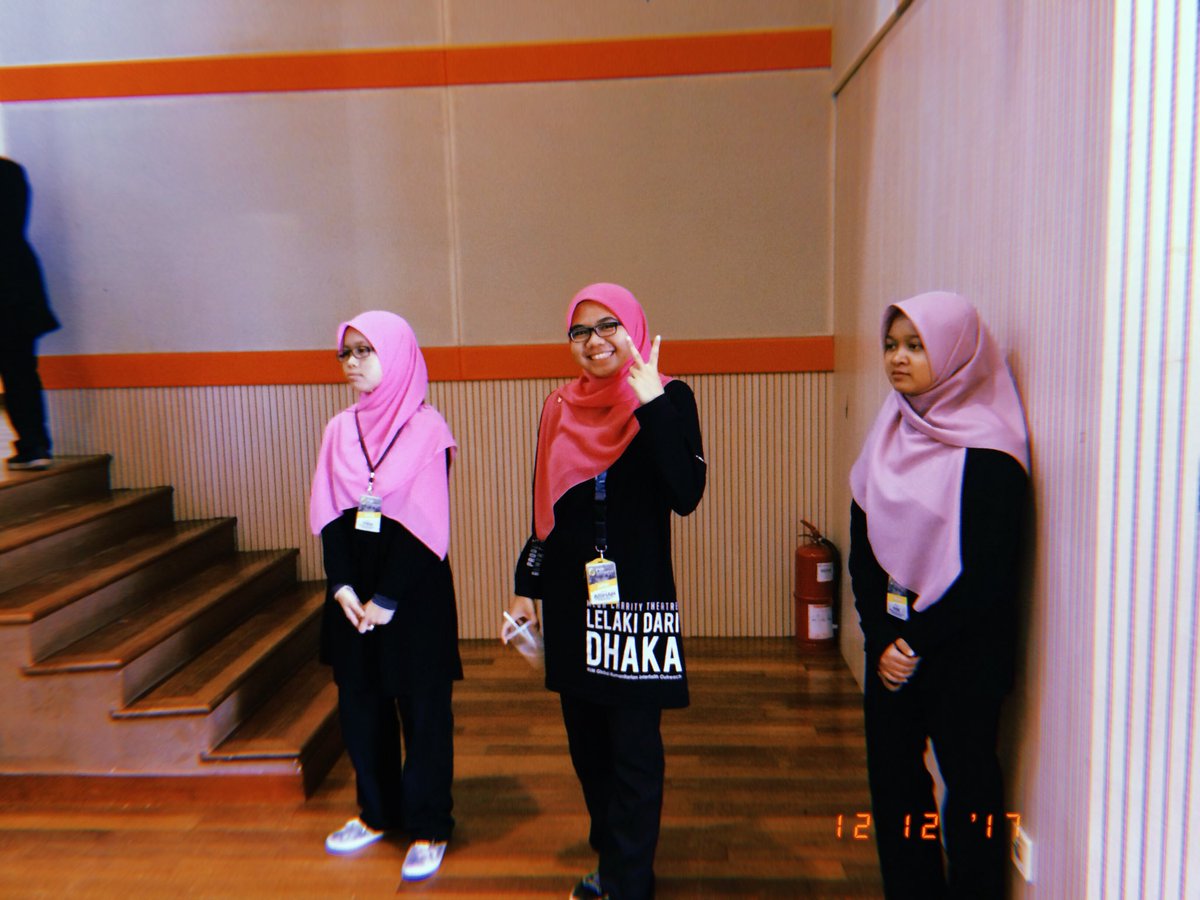ictss_iium's tweet photo. [6TH FYP SHOWCASE] -DAY 1
 [LIVE UPDATE]
Let’s hype MPH up !
#FYPicunk! #FYPShowcase
#CodesToHeaven https://t.co/rhbmHcKLpG