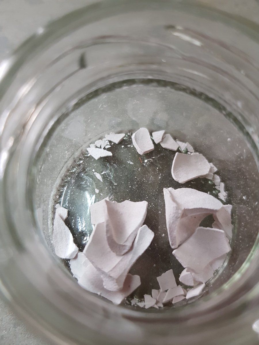 There it is, a small sample of lead citrate taken from our pilot plant. It works! <a href="/CamCleantech/">Cambridge Cleantech</a> <a href="/CJBS_EC/">CJBSEntrepreneurship</a> <a href="/CambridgeJBS/">Cambridge Judge</a>