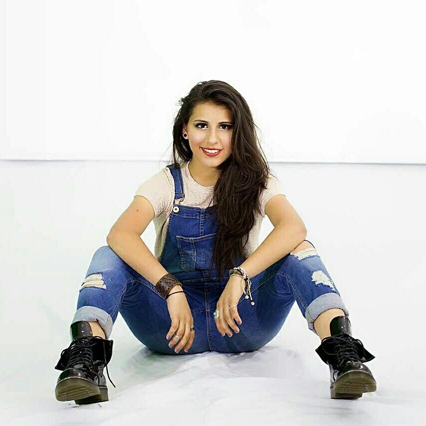 Daniela20502759's tweet photo. #NuevaFotoDePerfil https://t.co/T8Mba5yWqK