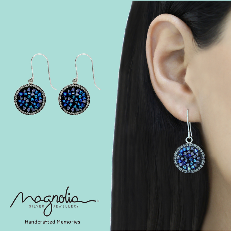 Magnolia_Silver's tweet photo. Edgy crushed Swarovski crystal earrings. The perfect accessory for the rock and roll queen!
#handcraftedjewellery #silverjewellery #jewelry #handmadejewellery #jewellerydesign #finejewellery #instajewellery #fashionjewellery #jewellerydesigner #indianjewellery #highjewellery https://t.co/EBugJa3m19