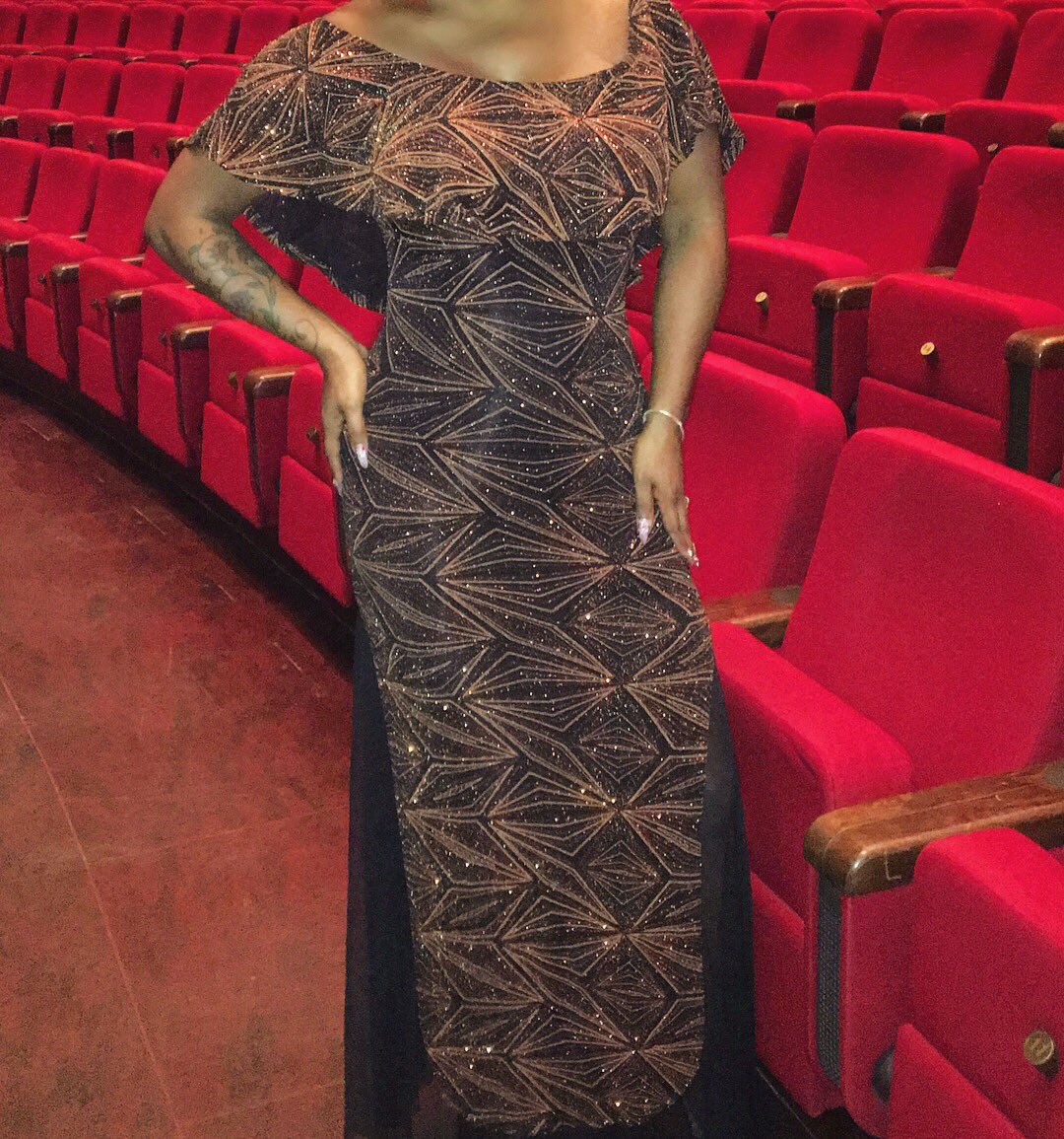 iamAliCaldwell's tweet photo. FAV #CherryMellow Show dress 🎯 https://t.co/aJNPv01lBt