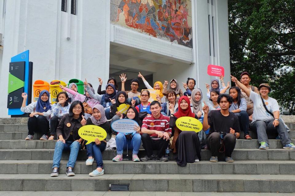 tunemapid's tweet photo. To celebrate #IVD2017 and #IDPD2017, #tunemap held a collective mapping event on Sunday 10 December 2017 in Bandung with support from @UNVAsiaPacific https://t.co/vkCZT8wgfS