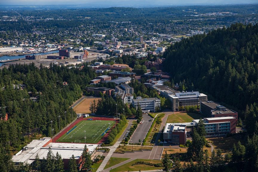 CommonThreadsNW's tweet photo. Studies Prove that Ports Drive Economic Activity to Cities
https://t.co/xO4dldzVs1

#economy #Ports #Bellingham https://t.co/FLTjMloIjb