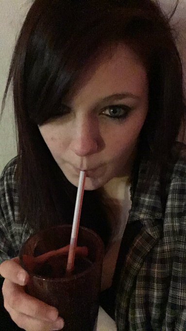 New hair color :3 https://t.co/p0N5jSwcEI<a href="/tag/exhibitionist"class="tags"><span>#exhibitionist</span></a><a href="/tag/nudes"class="tags"><span>#nudes</span></a><a href="/tag/nakedinnature"class="tags"><span>#nakedinnature</span></a>