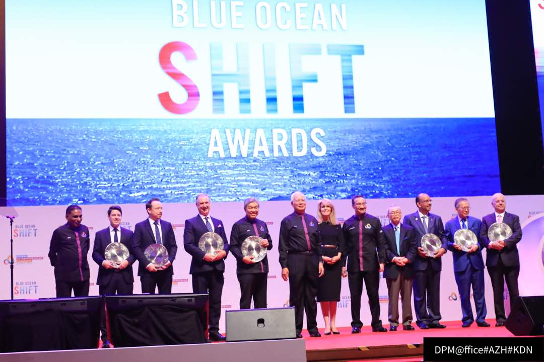 Majlis Pelancaran GECS 2017 di KLCC. #NBOS <a href="/NajibRazak/">Mohd Najib Tun Razak</a>