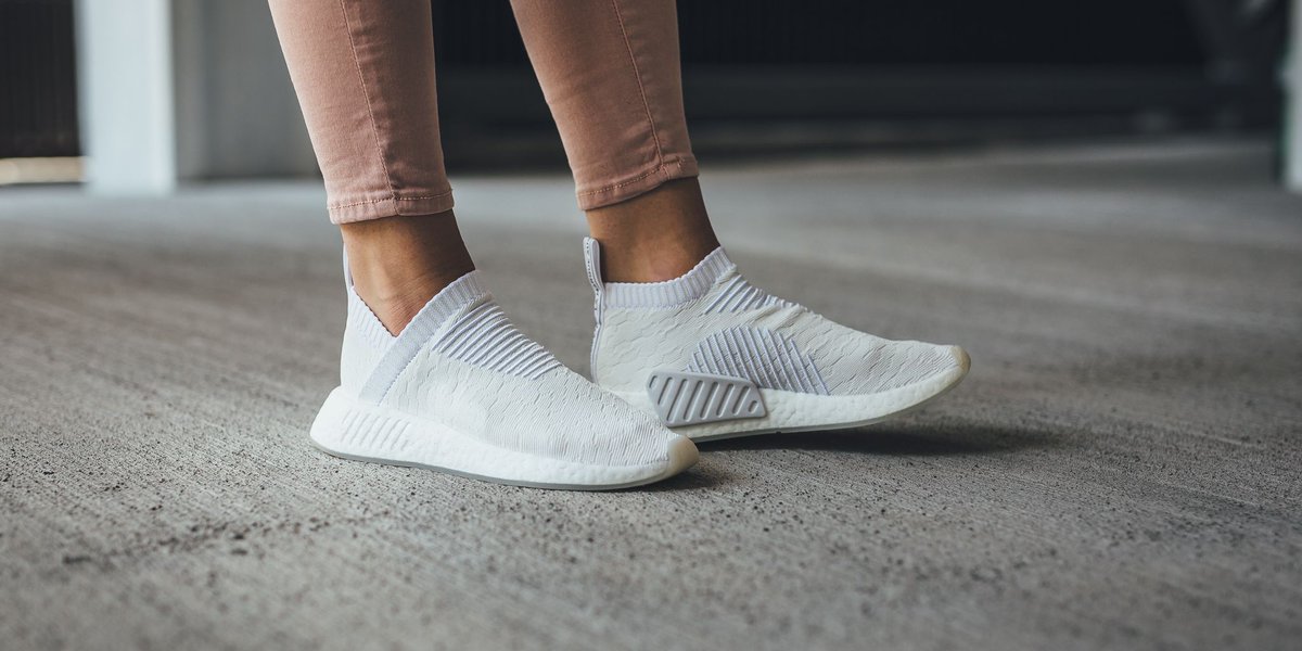 titoloshop's tweet photo. 🚨 #SALE 🚨

ADIDAS Nmd_Cs2 Primeknit W - Core White/Core White/Footwear White

shop here ➡️ https://t.co/4snkCVurSp

#adidas #adidasnmd #nmdcs2 #primeknit #whiteuede #suede https://t.co/rh1PDPmYo9