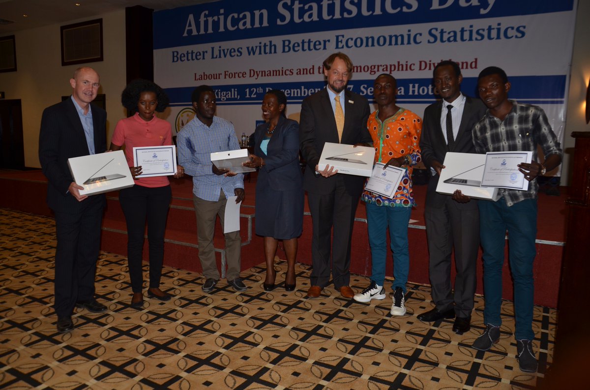 UNFPARwanda's tweet photo. Advancing #Data #Rwanda Revolution ! Awarding Infographic Data Journalists Champions bringing #power of Data to #Rwanda. #ASP2017 @statisticsRW @RwandaFinance https://t.co/KyMoOMEnYb