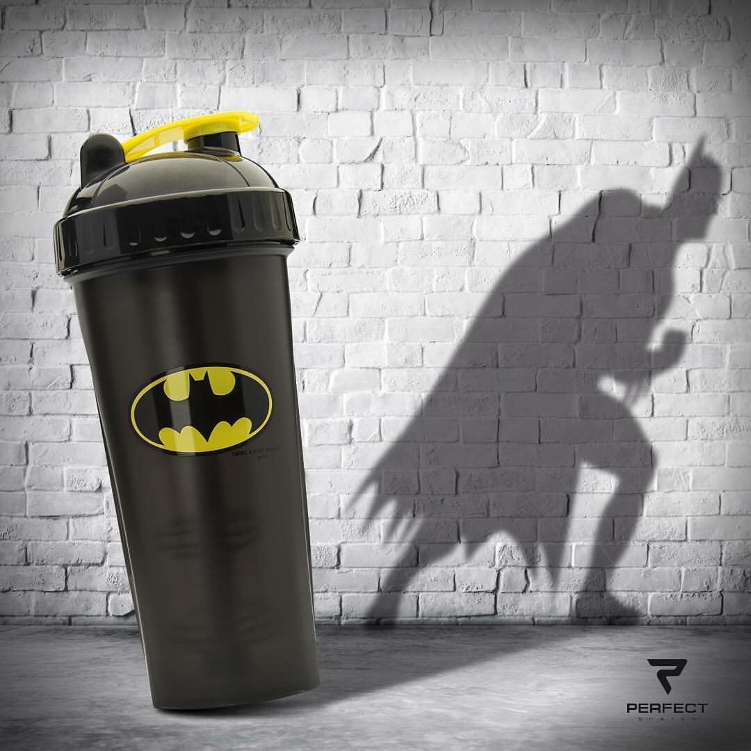 ShakerShopUK's tweet photo. #Batman #Protein shaker bottles now in stock. Order today to get yours before #Christmas . FREE UK delivery on all items #SHAKEITUPBABY #Marvel 
https://t.co/WFJ16PYNQl https://t.co/atbmEkdPkb