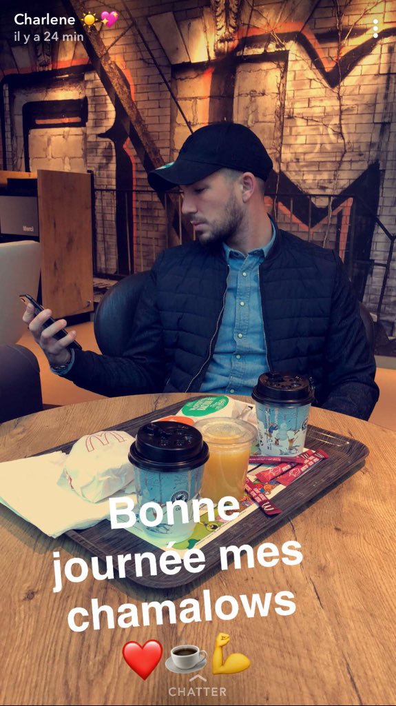 TeamKooples's tweet photo. "Pose" (+) Mangé 😜👌🏻 #TeamKooples #TeamCharlene #TeamBenoit

[ VIA SC ] https://t.co/bkujMNfSmD