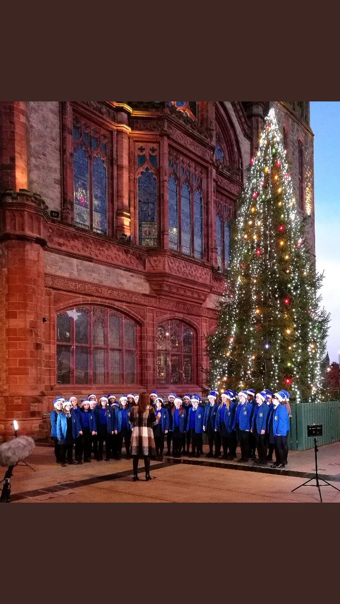 StMarysDMusic's tweet photo. Our award wining choir bring festive cheer to our City of Song #carolofthebells #magicalsetting #voicesofangels#loveourcity https://t.co/Eif4JIZ5H8