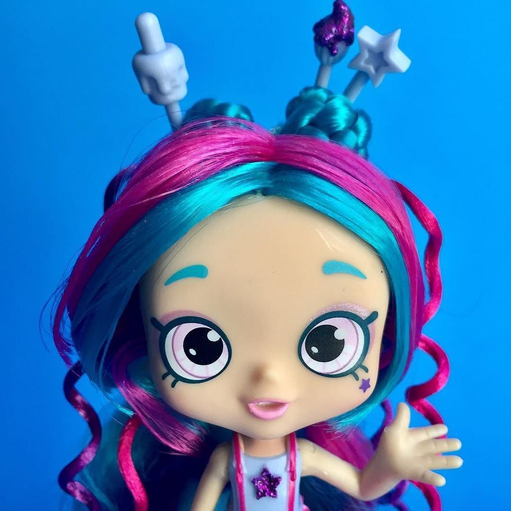 toytinyblog's tweet photo. Polli Polish Super Shopper Pack from Costco. 💅🏼 Brands: @shopkins_world 💅🏼 #shopkins #spkfan #shopkinsfan #shopkinslove #shopkinsworld #moosetoys #toyphotography #toysofinstagram #toycommunity #toycollector #toytiny #toytinyblog https://t.co/kbL834nN26