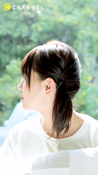 ねじって巻くだけで可愛い サイドポニーはミディアムが似合う Hair ねじって巻くだけで可愛い サイドポニーはミディアムが似合う Hair