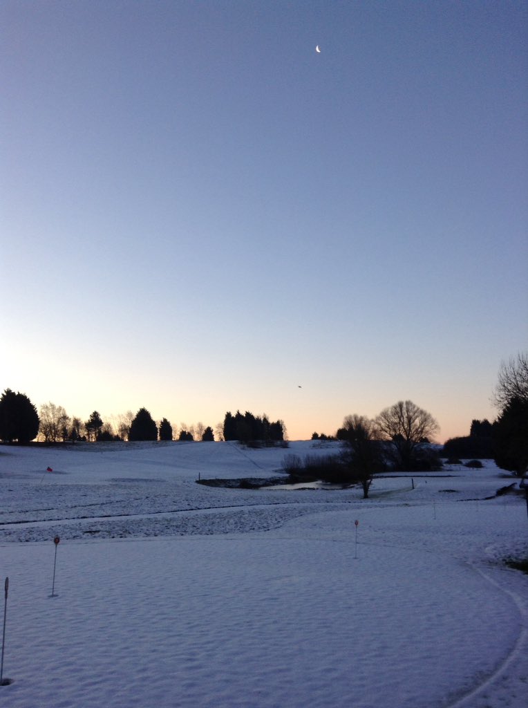 ToftProShop's tweet image. Beautiful view over the course this morning but no golf also the temperature is currently -4