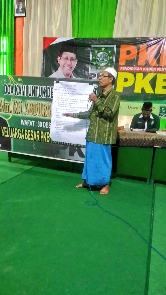 KaderPKBJatim's tweet photo. Presentasi hasil diskusi kelompok pada PKP PKB Kota Probolinggo @DPP_PKB @dpwpkbjatim @cakimiNOW @halimiskandarnu @dpcpkbkotaprob1 https://t.co/66KpGuDQjS