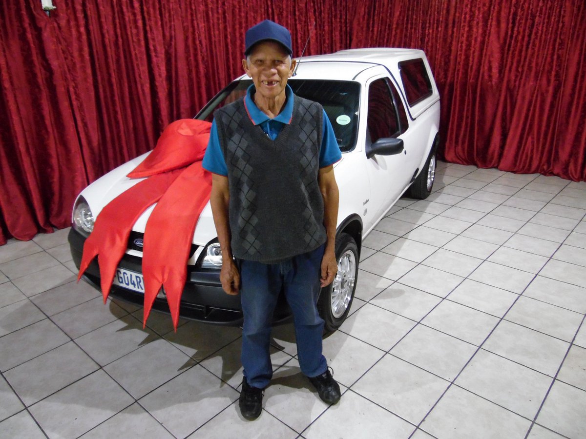 MotormanNigel's tweet photo. Mr Ruiters taking delivery of his Ford Bantam! 🚗
#TheMotorManWay #TheMotormanEffect #motorman #cars #nigel #Ford #Bantam #Bakkie
For the best deals call us now at: 010 110 7600
Whatsapp us now at: 083 784 0258
Proudly brought to you by MotorMan! 🚗 https://t.co/7ABTyw9Q0s