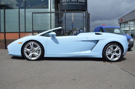 Motor2Go's tweet image. On this #Christmas and holiday season! Grab a wonderful offer on #used #Lamborghini at #Motor2go. goo.gl/jss2tM