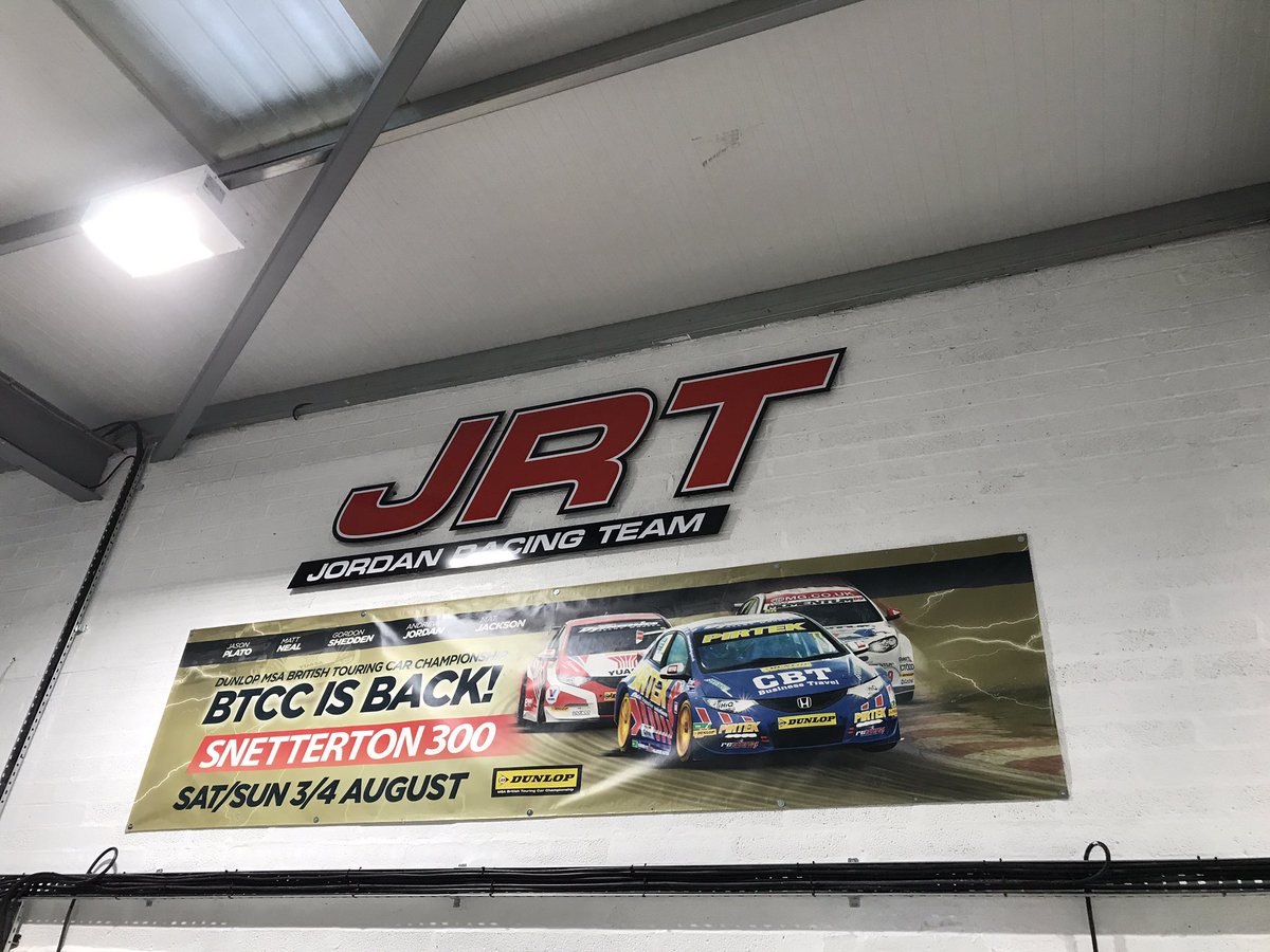 AndrewJordan77's tweet photo. New Workshop life 😜👌🏻. https://t.co/ybBtGw6ha1