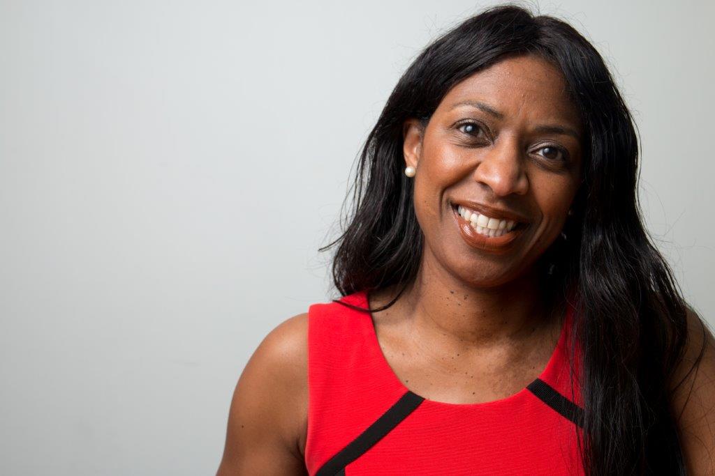 wallace_anna's tweet image. "Don't always look for the obvious, be clear about what you bring to a role" says @KarenMFinlayson in #5daysofwomen pwc.to/2kVtu6c