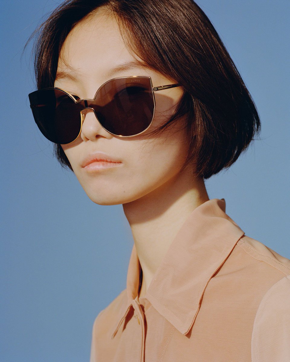 eyesEdinburgh's tweet photo. On the look out for your Spring/Summer #sunglasses? Be fashion-forward and fearless with the bold flat top or rounded Lucia from retrosuperfuture. @supersunglasses available in store. #rsf #retrosuperfuture #supersunglasses #SS18 https://t.co/lsATIclqXy