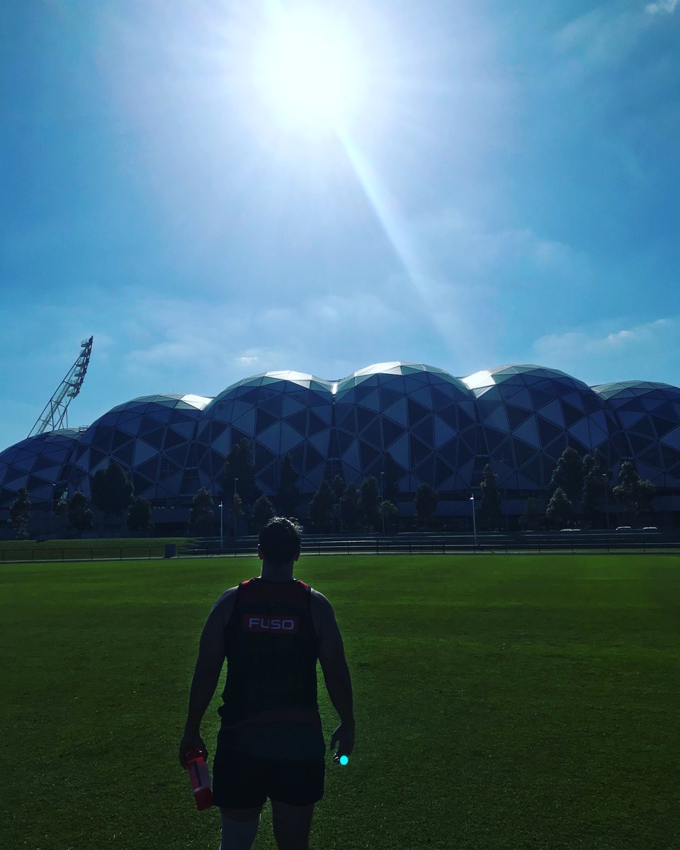 bennydaley's tweet photo. Nice little Tuesday in Melbourne! #newbeginnings https://t.co/SUawco3w3y