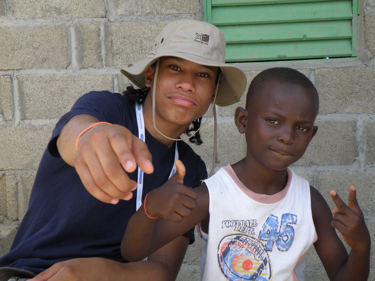 Ziggy + friend hanging out in Dominican Republic with <a href="/Mission_Direct/">Mission Direct</a> + <a href="/KYCYouth/">Knights Youth Centre</a> in 2011. Great trip with Rob, <a href="/dominicandancin/">Claire Hodgson</a>, Carys + Tim. #notlongtogo #favkycpics