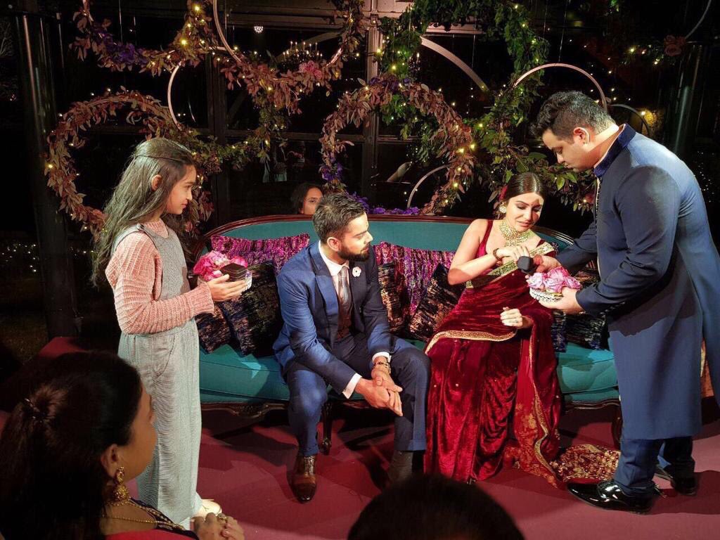  @AnushkaSharma &  @imVkohli with their family & friends on their engagement   #Virushka  #VirushkaWEDDING