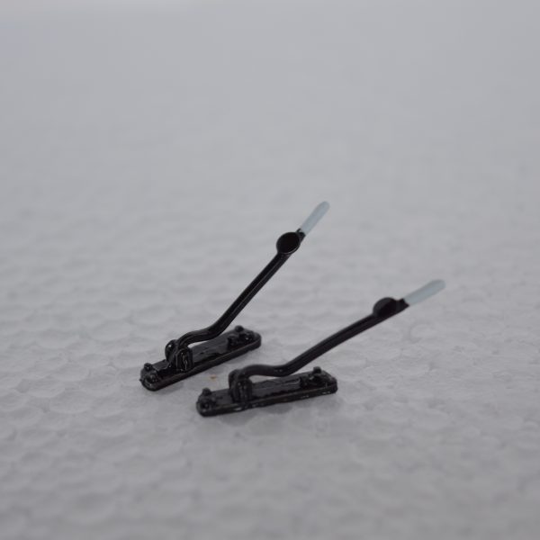 NWesternModels's tweet photo. #12daysofmodelling Day 12 #Ogauge Point Levers, found in railway yards accross the country these levers are used to move the point blades over rather than have a dedicated signal box https://t.co/DiVid5bvXL #7mmscale #ModelRailway #Hobby #Trains #KingOf https://t.co/OCsTAc1Nl0