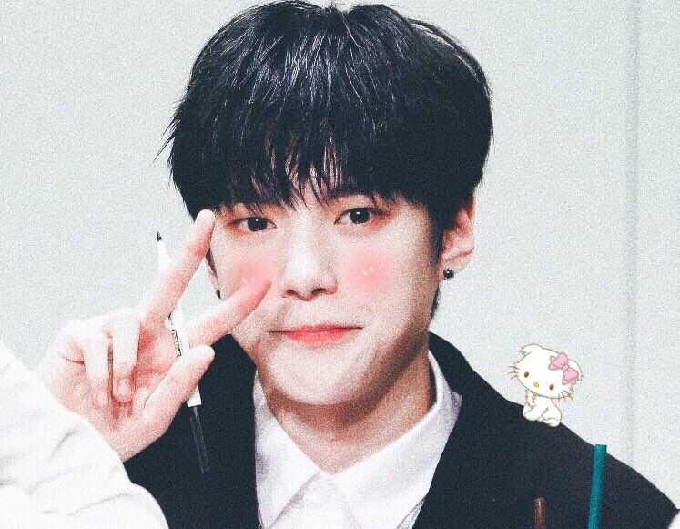 mintaehoseok's tweet image. ❝ you are not alone, i am here with you ❞ 

— ♡ #monbebeselcaday ♡