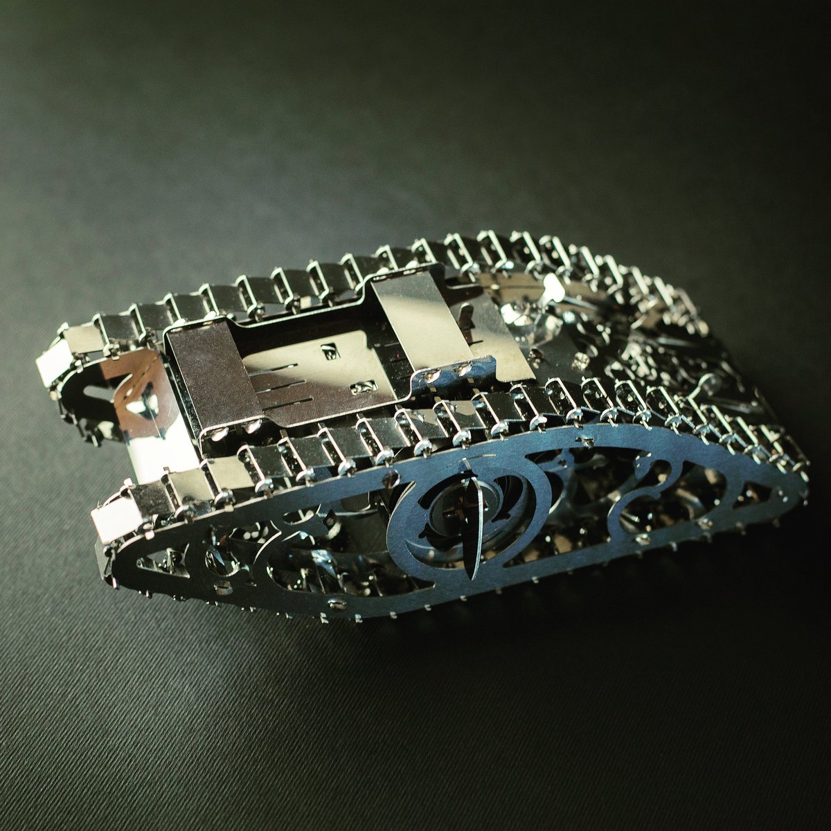 Time4Machine's tweet image. Marvel tank. #timeformachine #vintage #vintagetoys #winduptoy #metall #dieselpunk #steampunk #Batman #Superman #WonderWoman