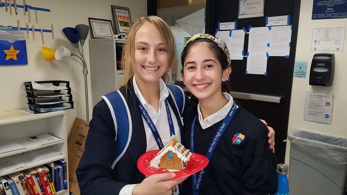 JPIIHS_IntClub's tweet image. We learned about "Santa Mouse" while making gingerbread houses.