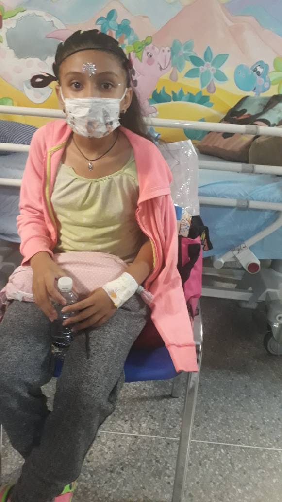 #ServicioPúblico Para niña de emergencia en el Hospital J.M de de los Ríos. Se solicita con urgencia Doxorrubiana. Ampollas de 50 mg. Asparaginasa en ampollas. 04128547488