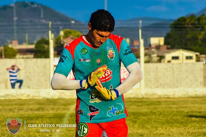 pellegrinisalta's tweet photo. La Comisión Directiva del Club Atlético Pellegrini informa que en el día de la fecha se decidió prescindir de los servicios del jugador Gustavo Pérez, siendo desvinculado totalmente de la institución. https://t.co/EqpeS69esR