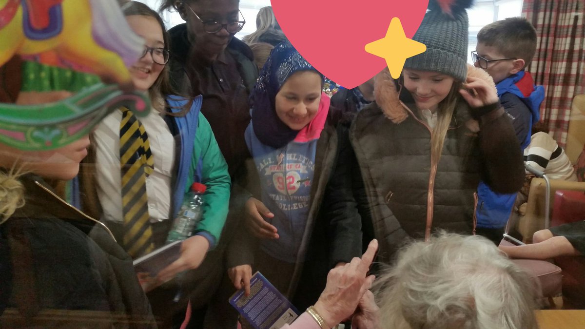 IbroxPrimaryP6T's tweet photo. P.7 & the residents have so much fun on every visit 🤗
#fosteringrespect
#talking &listening
#makingfriends https://t.co/IBVekJ6HfH