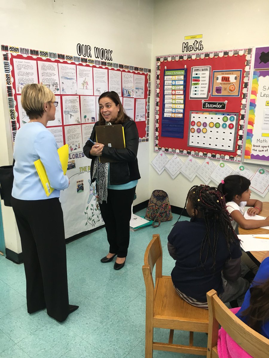 What a wonderful morning with the visitors from #LVLDC2017 observing great things at Riverside Elementary <a href="/RECSBulldogs/">Riverside Bulldogs</a> #productreview #collaborativeplanning