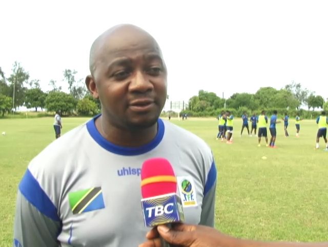 Salehjembe's tweet image. "Nimetambulisha mfumo mpya wa #DiamondSystem ambao utaleta manufaa kwa baadaye, niwaombe tu Watanzania wawe na subira, kwa maana utaweza kuleta faida kubwa katika siku za usoni" - Ammy Ninje (Kocha Kili Stars)

#ESports
#Efm