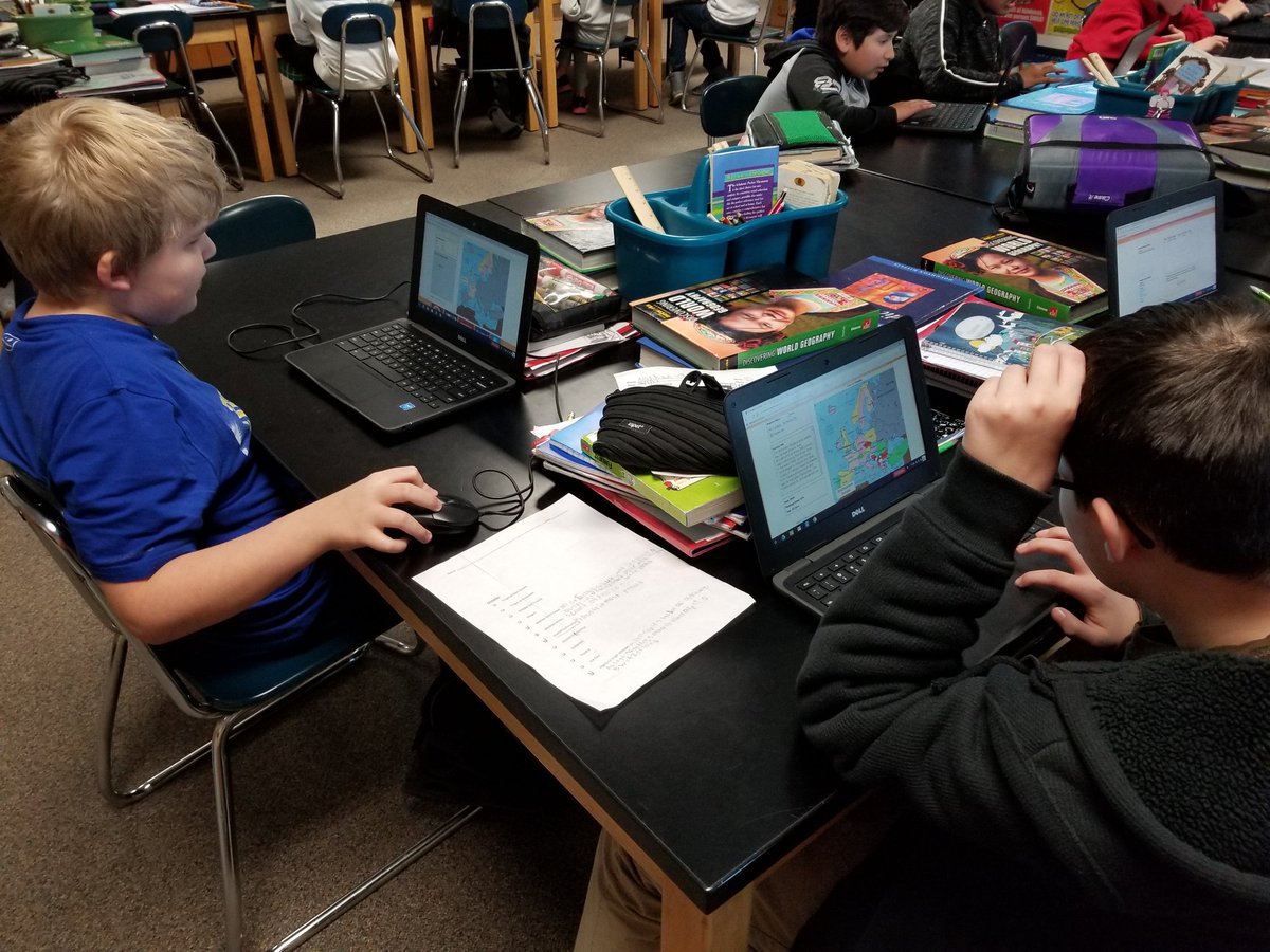 CMSOwls's tweet photo. A little online map practice for today's geo warm-up. #sheppardsoftware
@cms_grizzlies #6thgrade #geographyteacher #DCinTECHgration https://t.co/oG2swd24tj