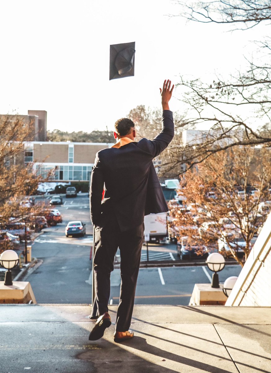 KINGDOMJ06's tweet image. I’ve always told my mom she wouldn’t have to pay for me to go to college, 40,000$ in scholarship money, 4 years later and tomorrow issa done deal.. when I say I got you, I GOT YOU. Thank You to my Friends and Family #BigBlessings 🙏🏽🎓