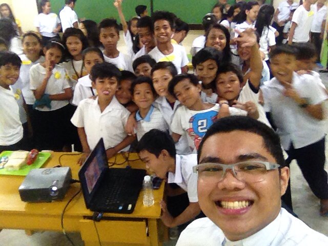 braderkailoh's tweet photo. The joy of waiting Christ. #AdventRecollection 💞 https://t.co/ygrwUKm9yj
