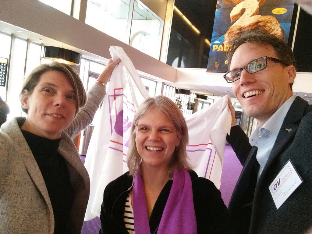 #samenstaken in Breda! Gezelligheid! <a href="/CNVOnderwijs/">CNV Onderwijs</a>  maar wel een serieuze zaak! #pocoderood