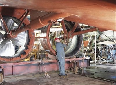 InsideMarine's tweet image. Seaspan Shipyards and the Government of Canada Celebrate the Launch of the First Large Vessel, read more at bit.do/dWa5S