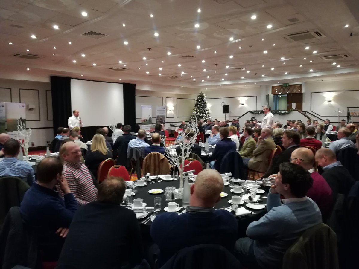pjspencerABC's tweet photo. Genus ABS full house for Nate at the Genus ABS Xmas farmers lunch #genus #herdmanagement https://t.co/bVJ2C4TGkv