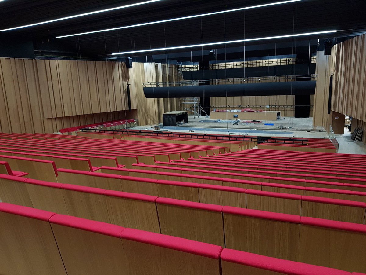 Les sièges de nos 2 salles <a href="/TEDxRennes/">TEDxRennes</a> vous attendent ! Suivez-nous pour l'ouverture de la billetterie... tic tac... <a href="/LeCouventRennes/">Le Couvent Rennes</a> <a href="/AssoBidl/">Bretagne ID Large</a>