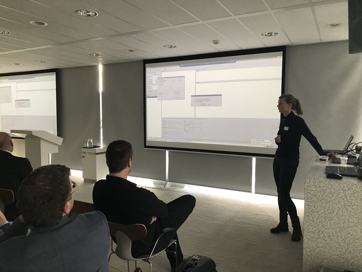 ASolutionsbv's tweet photo. #asolutions vandaag aanwezig bij #helpline voor de presentatie koppeling #trodis #serviceware wederom mooie stap in de keten! https://t.co/L0N1dzLGt9